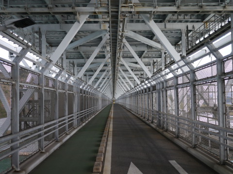 因島大橋の橋上